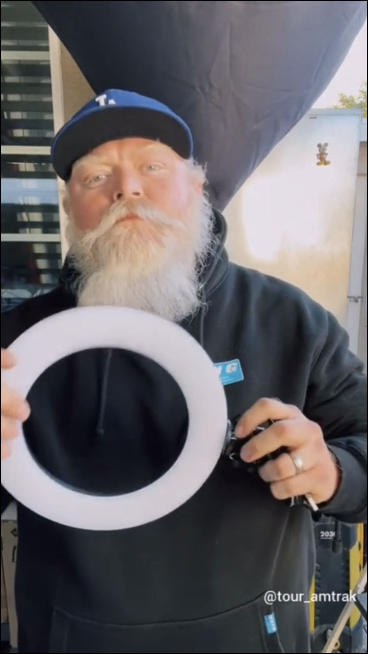 99D0021B-EE7F-458F-83F4-8B6D1A4C981D